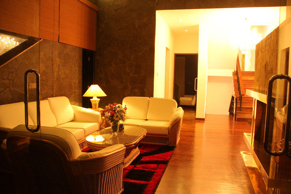Serenus Boutique Villa Nuwara Eliya Extérieur photo